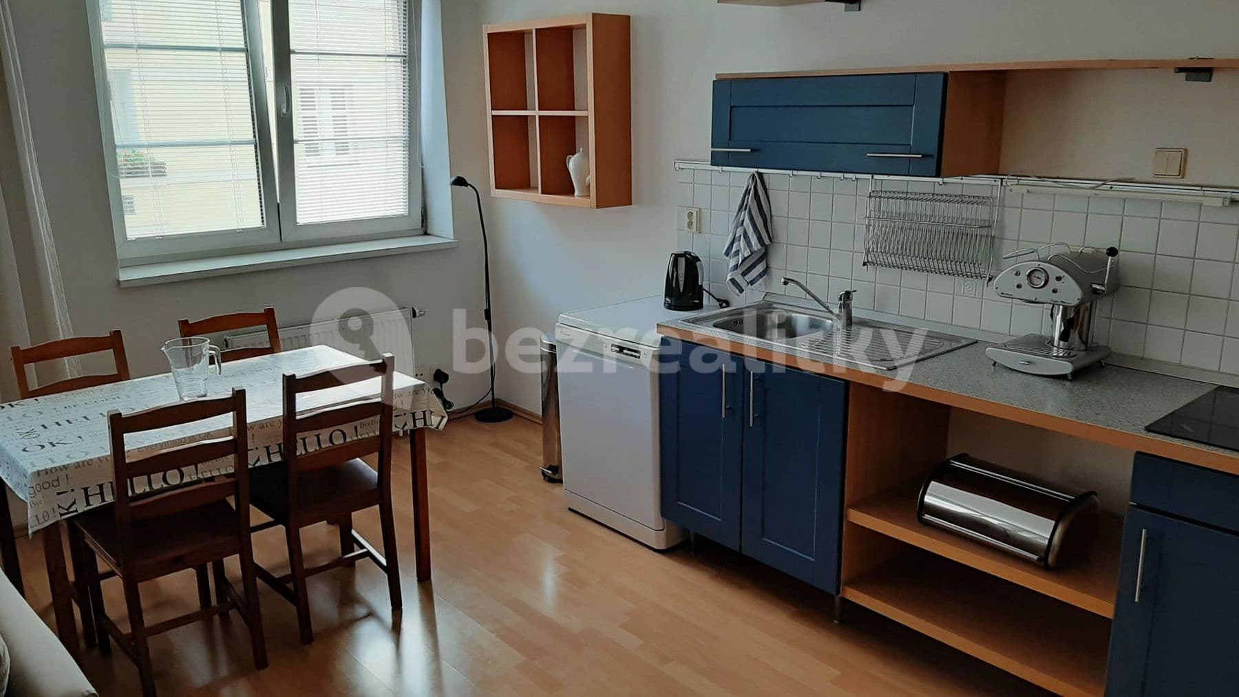Pronájem bytu 2+kk 60 m², Na Žertvách, Praha, Praha Pronájem bytu 2+kk 60 m², Na Žertvách, Praha, Praha