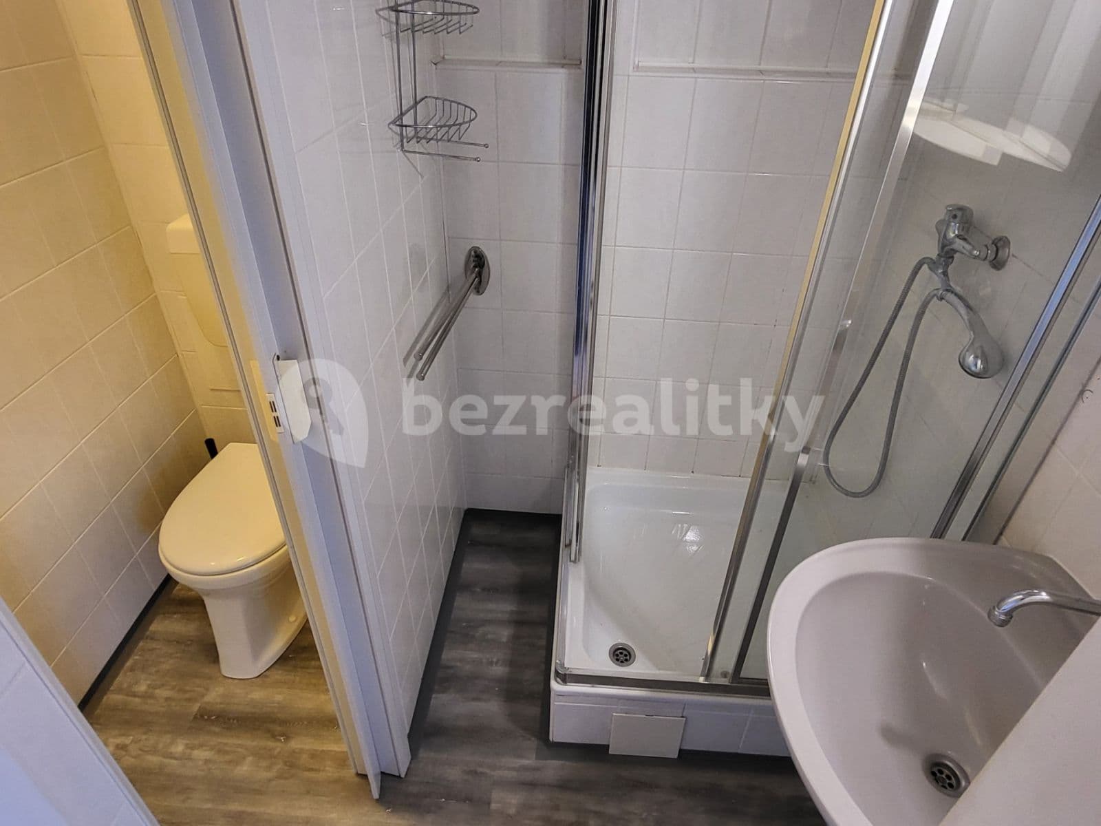 Pronájem bytu 2+kk 33 m², Na Neklance 34, Praha, Praha Pronájem bytu 2+kk 33 m², Na Neklance 34, Praha, Praha