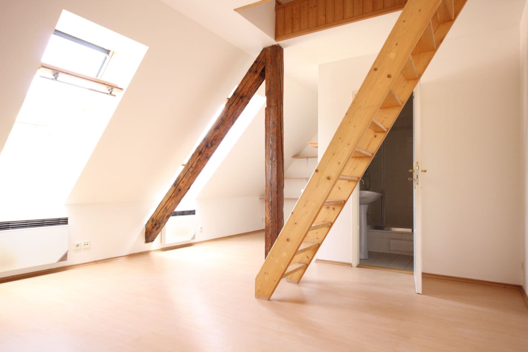 Pronájem bytu 2+kk 33 m², Na Neklance 34, Praha, Praha Pronájem bytu 2+kk 33 m², Na Neklance 34, Praha, Praha