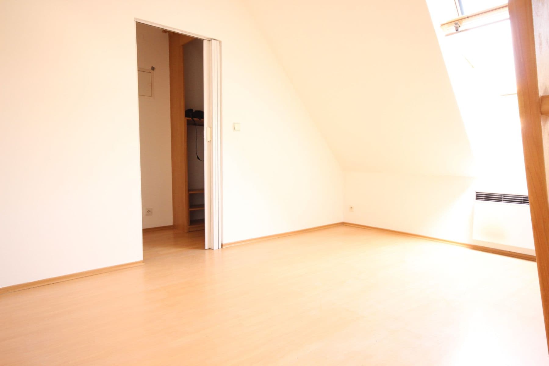 Pronájem bytu 2+kk 33 m², Na Neklance 34, Praha, Praha Pronájem bytu 2+kk 33 m², Na Neklance 34, Praha, Praha