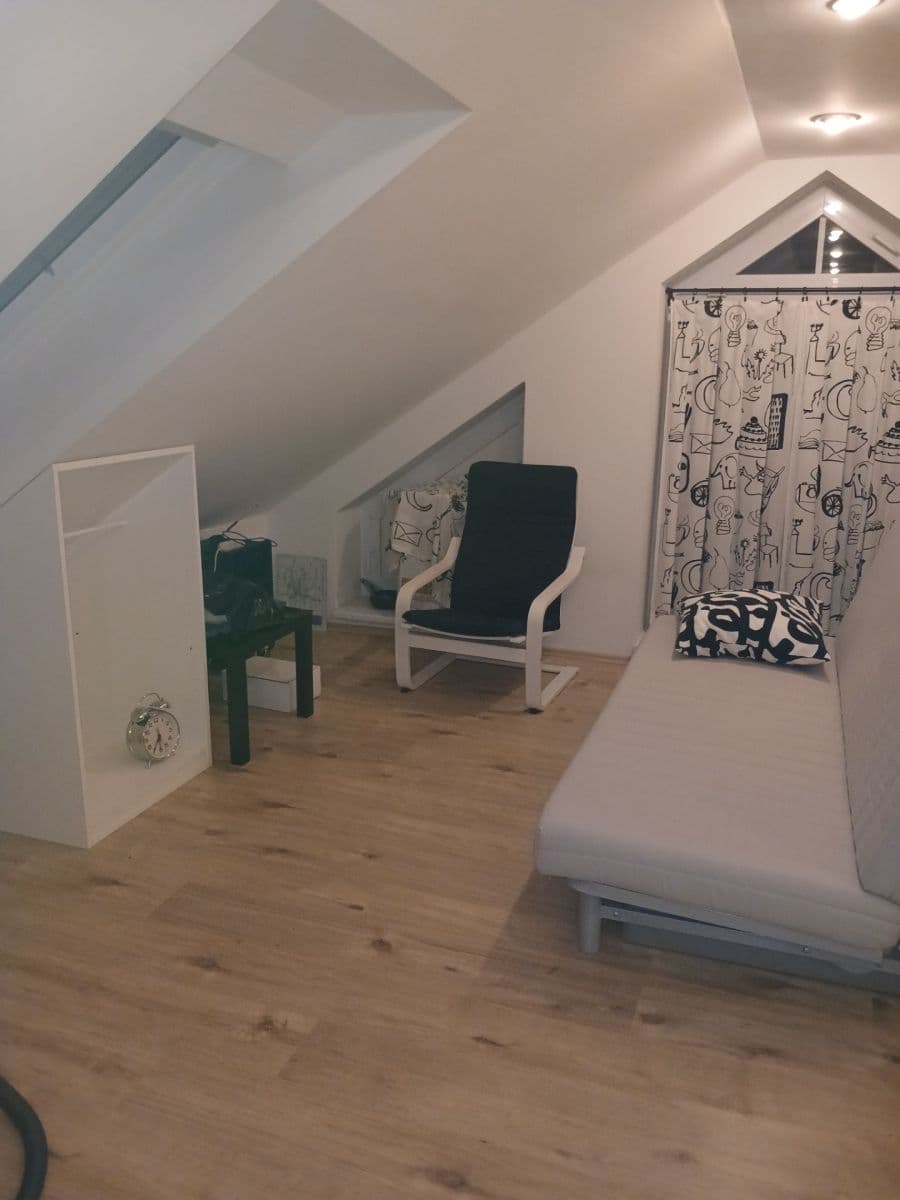 Pronájem bytu 1+kk 32 m², Nad Krocínkou, Praha, Praha Pronájem bytu 1+kk 32 m², Nad Krocínkou, Praha, Praha