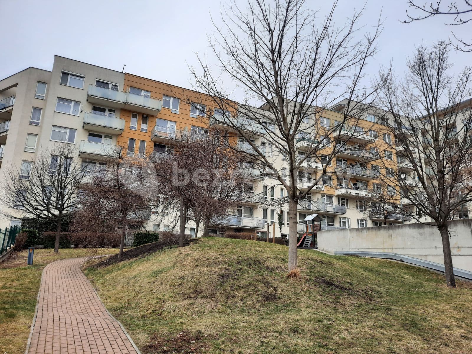 Pronájem bytu 1+kk 32 m², Zrzavého, Praha, Praha Pronájem bytu 1+kk 32 m², Zrzavého, Praha, Praha