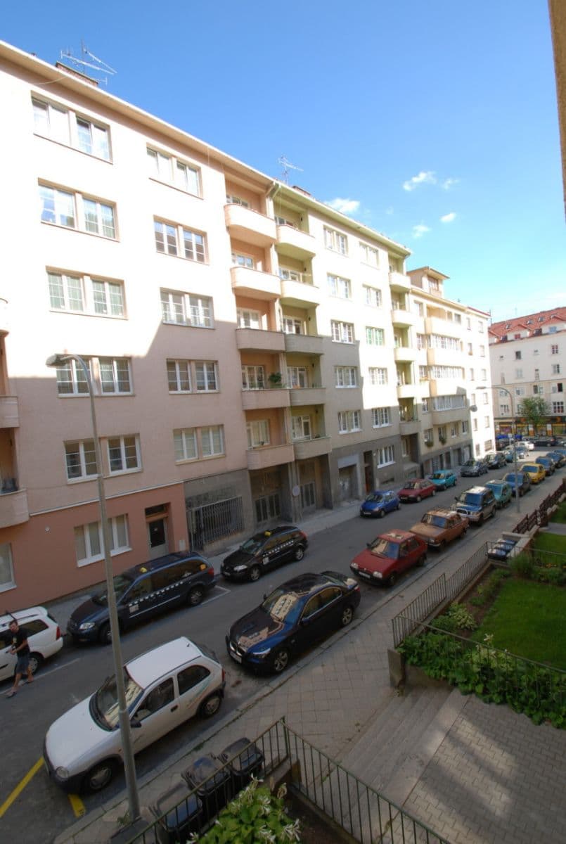 Pronájem bytu 2+1 68 m², Stojanova, Brno, Jihomoravský kraj Pronájem bytu 2+1 68 m², Stojanova, Brno, Jihomoravský kraj