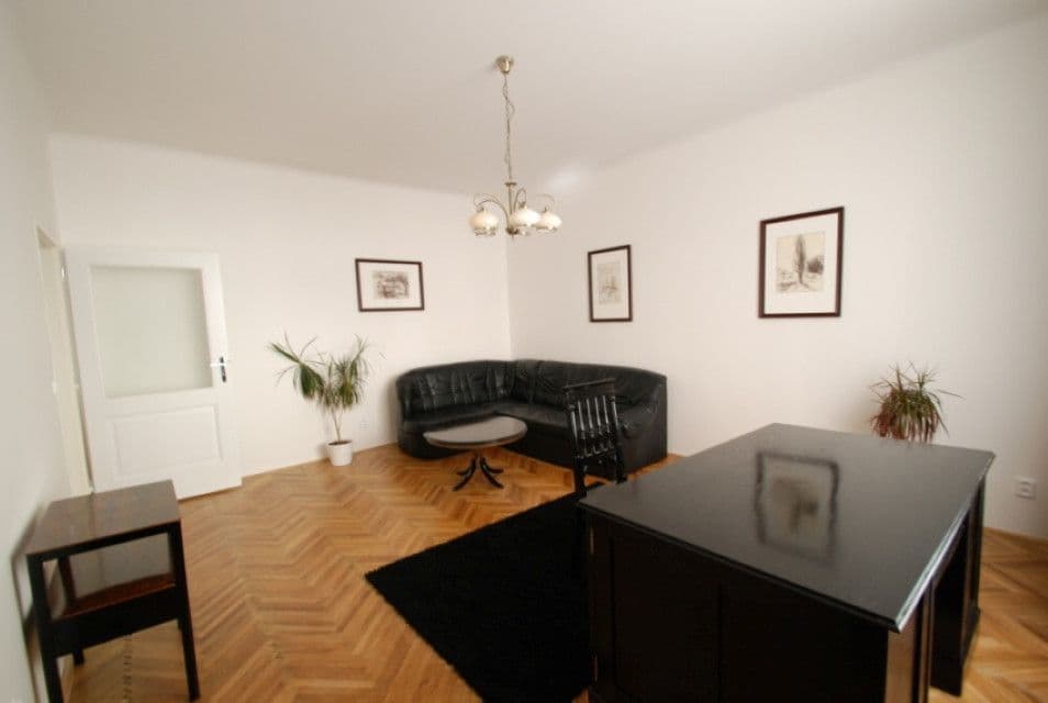 Pronájem bytu 2+1 68 m², Stojanova, Brno, Jihomoravský kraj Pronájem bytu 2+1 68 m², Stojanova, Brno, Jihomoravský kraj
