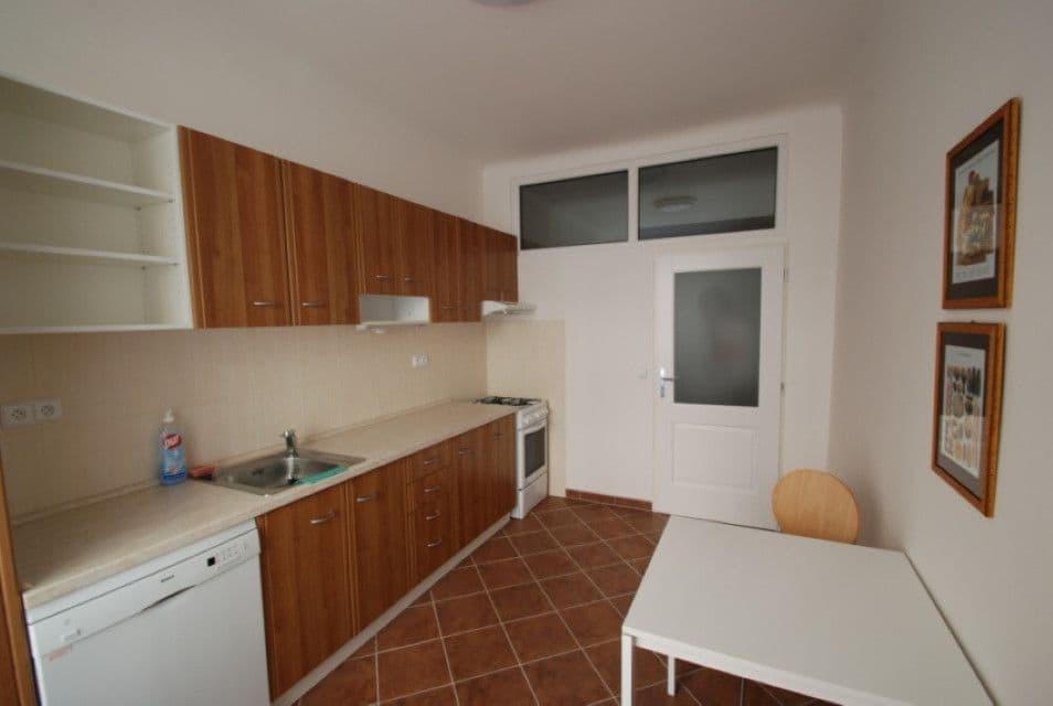 Pronájem bytu 2+1 68 m², Stojanova, Brno, Jihomoravský kraj Pronájem bytu 2+1 68 m², Stojanova, Brno, Jihomoravský kraj