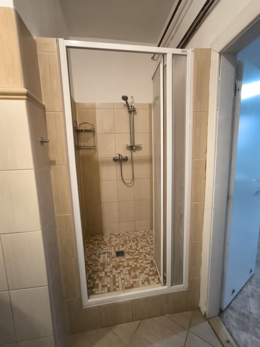 Pronájem bytu 2+1 76 m², Dukelská, Olomouc, Olomoucký kraj Pronájem bytu 2+1 76 m², Dukelská, Olomouc, Olomoucký kraj