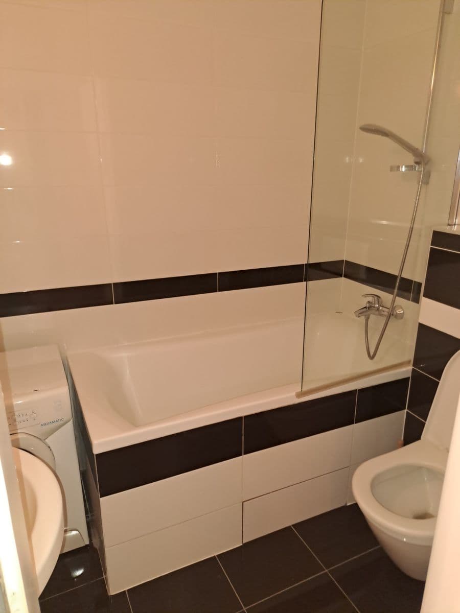 Pronájem bytu 1+kk 30 m², Sochařská, Praha, Praha Pronájem bytu 1+kk 30 m², Sochařská, Praha, Praha