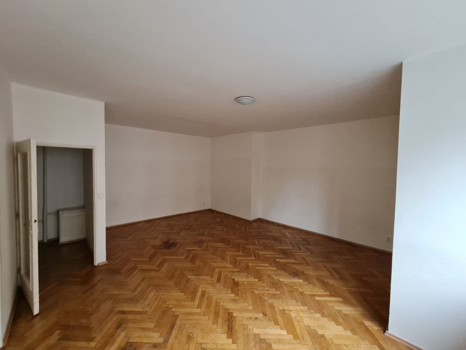 Pronájem bytu 1+1 45 m², Nad Kajetánkou, Praha, Praha Pronájem bytu 1+1 45 m², Nad Kajetánkou, Praha, Praha