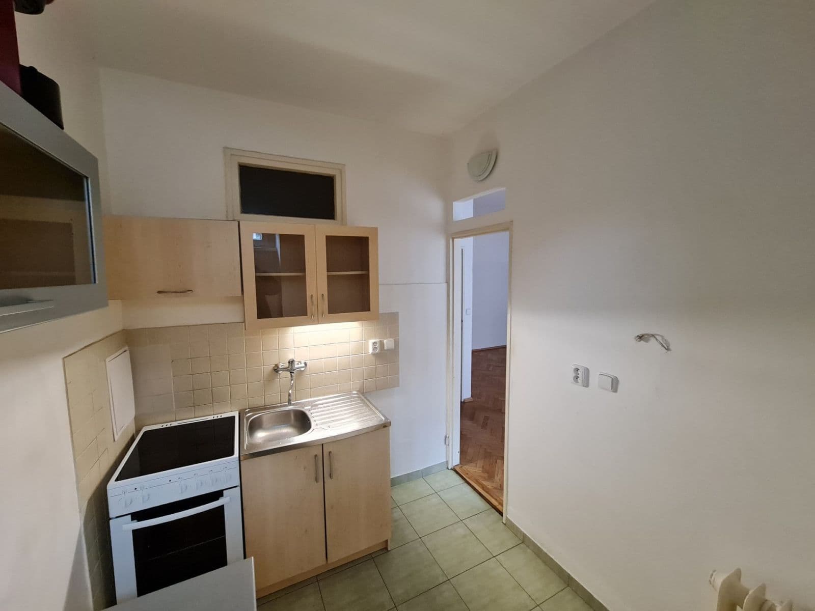 Pronájem bytu 1+1 45 m², Nad Kajetánkou, Praha, Praha Pronájem bytu 1+1 45 m², Nad Kajetánkou, Praha, Praha
