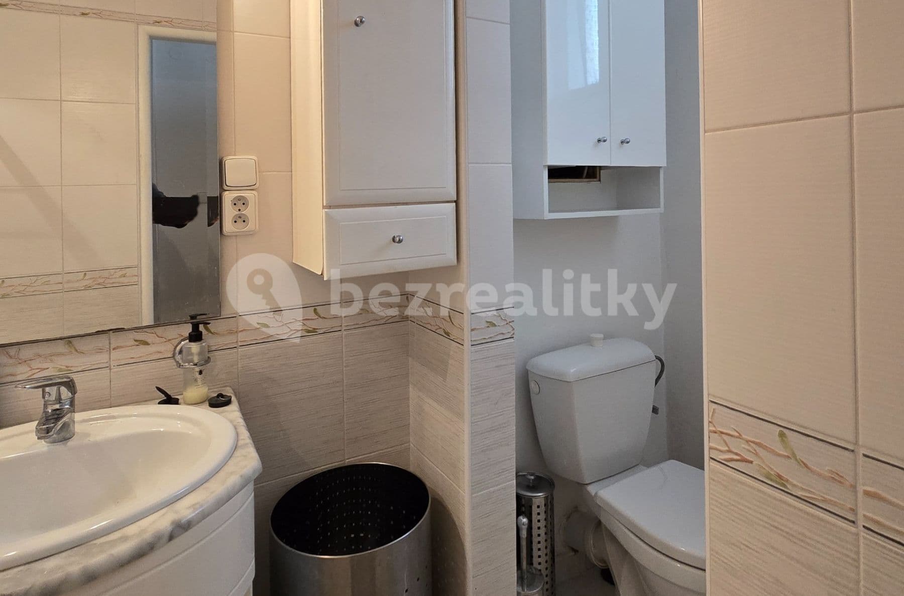 Pronájem bytu 2+1 59 m², Bořivojova, Praha, Praha Pronájem bytu 2+1 59 m², Bořivojova, Praha, Praha