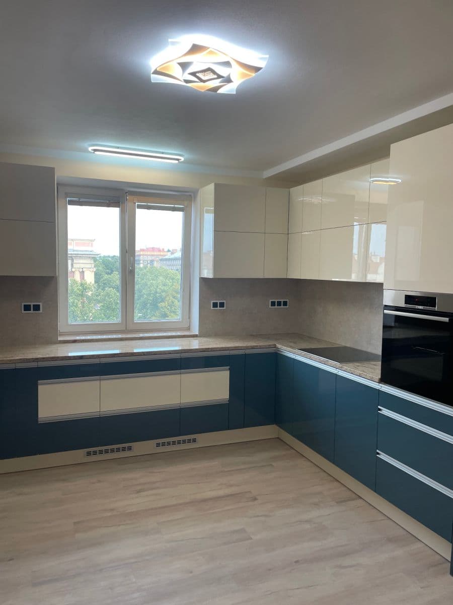 Pronájem bytu 2+kk 56 m², Hlavní třída, Ostrava, Moravskoslezský kraj Pronájem bytu 2+kk 56 m², Hlavní třída, Ostrava, Moravskoslezský kraj