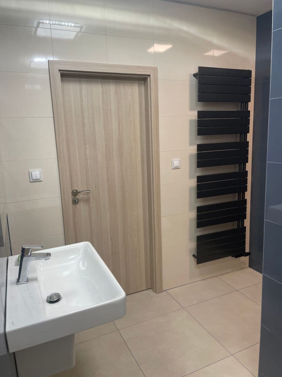 Pronájem bytu 2+kk 56 m², Hlavní třída, Ostrava, Moravskoslezský kraj Pronájem bytu 2+kk 56 m², Hlavní třída, Ostrava, Moravskoslezský kraj