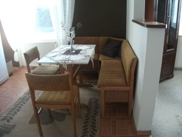 Pronájem bytu 2+1 68 m², Dlouhá, Karlovy Vary, Karlovarský kraj Pronájem bytu 2+1 68 m², Dlouhá, Karlovy Vary, Karlovarský kraj