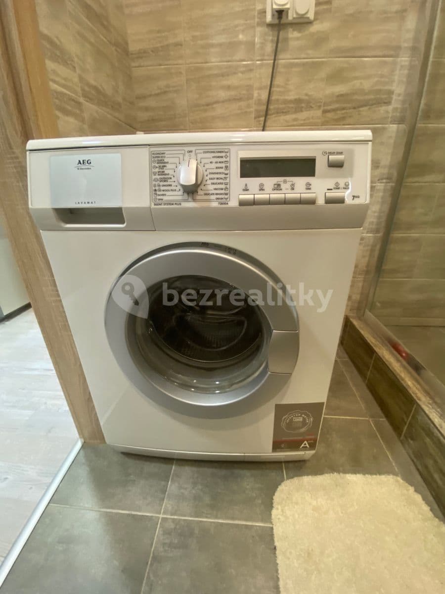 Pronájem bytu 2+kk 49 m², Smotlachova, Praha, Praha Pronájem bytu 2+kk 49 m², Smotlachova, Praha, Praha