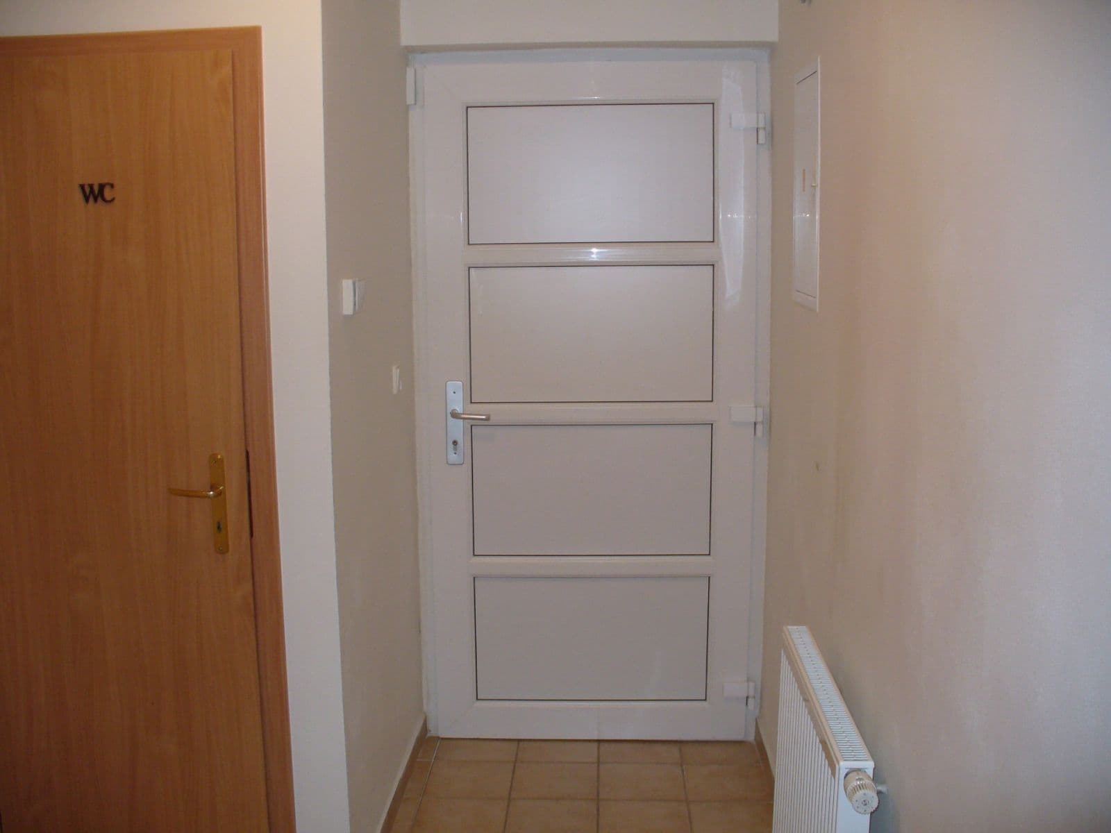 Pronájem domu 149 m², pozemek 378 m², Kemrova, Praha, Praha Pronájem domu 149 m², pozemek 378 m², Kemrova, Praha, Praha