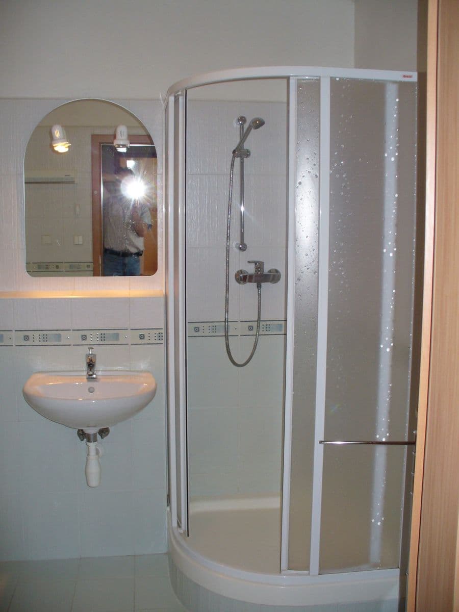 Pronájem domu 149 m², pozemek 378 m², Kemrova, Praha, Praha Pronájem domu 149 m², pozemek 378 m², Kemrova, Praha, Praha