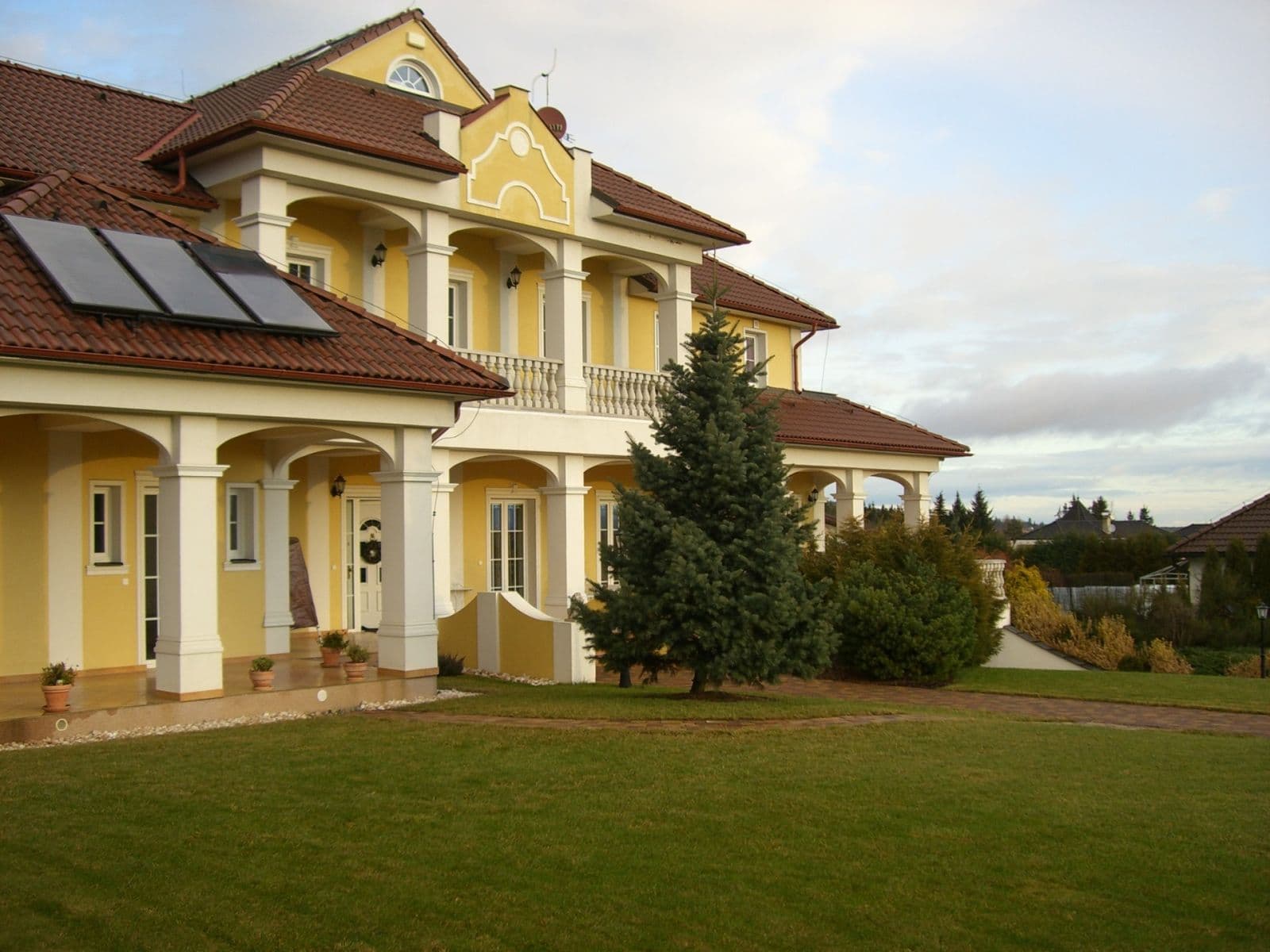 Pronájem bytu 2+1 114 m², Pod Bučinou, Řitka, Středočeský kraj Pronájem bytu 2+1 114 m², Pod Bučinou, Řitka, Středočeský kraj