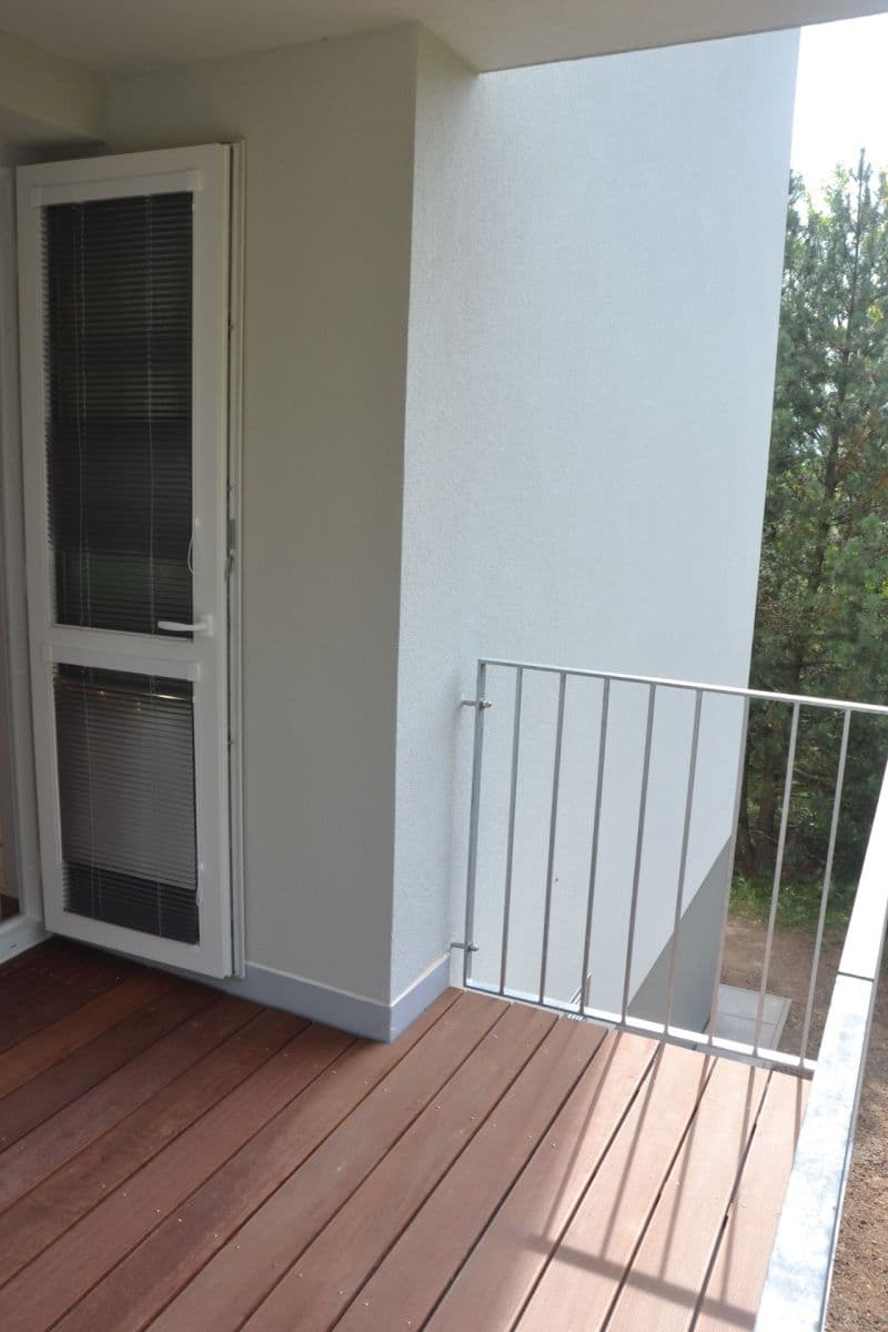 Pronájem bytu 1+1 40 m², K Haltýři, Praha, Praha Pronájem bytu 1+1 40 m², K Haltýři, Praha, Praha