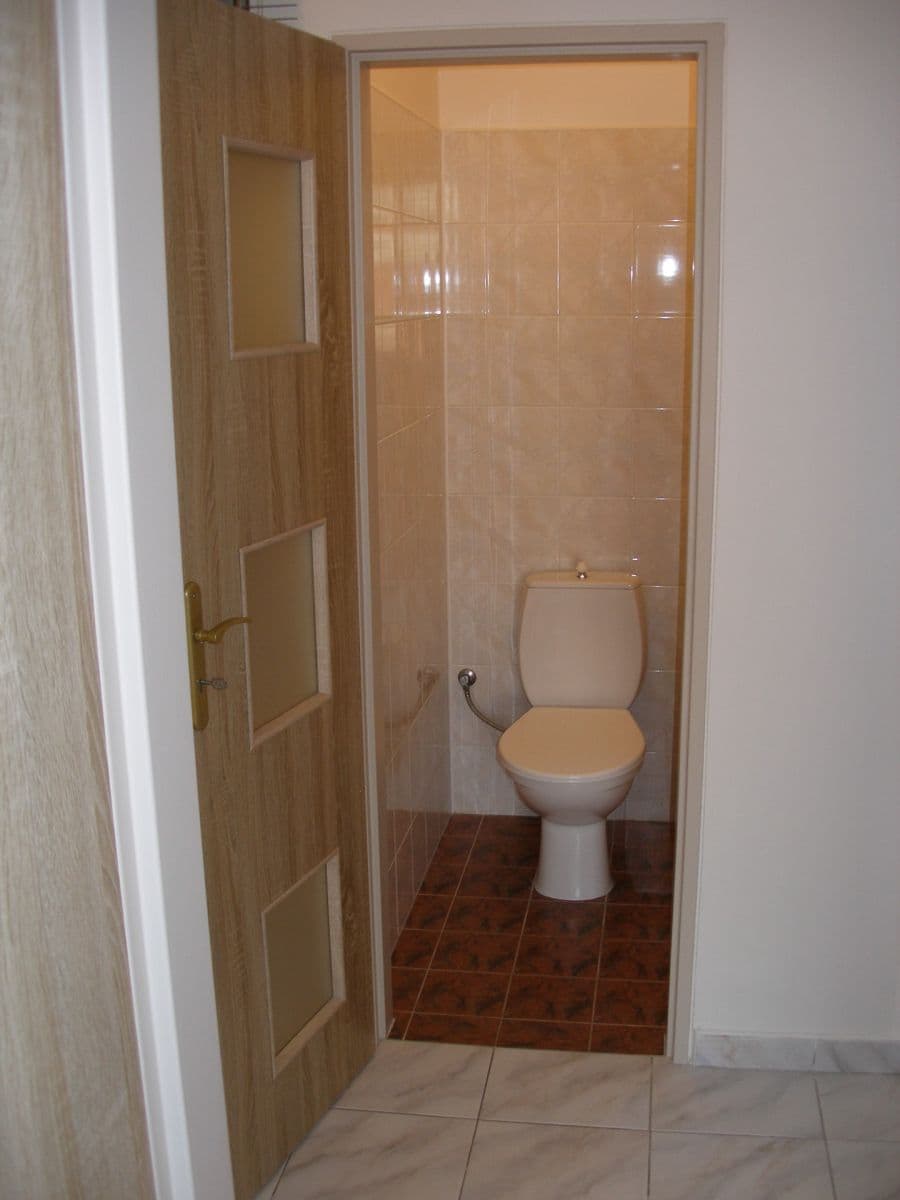 Prodej bytu 2+1 80 m², U kříže, Praha, Praha Prodej bytu 2+1 80 m², U kříže, Praha, Praha
