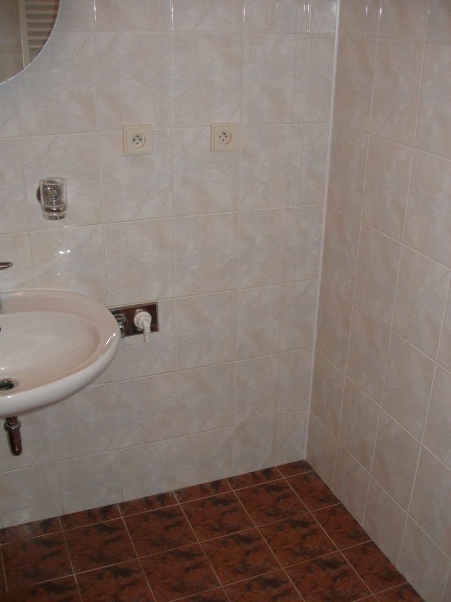 Prodej bytu 2+1 80 m², U kříže, Praha, Praha Prodej bytu 2+1 80 m², U kříže, Praha, Praha