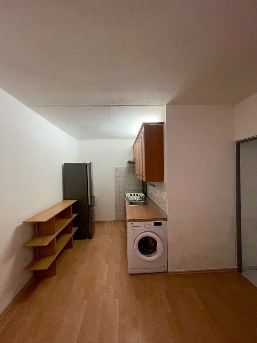 Pronájem bytu 2+kk 40 m², Pujmanové, Praha, Praha Pronájem bytu 2+kk 40 m², Pujmanové, Praha, Praha