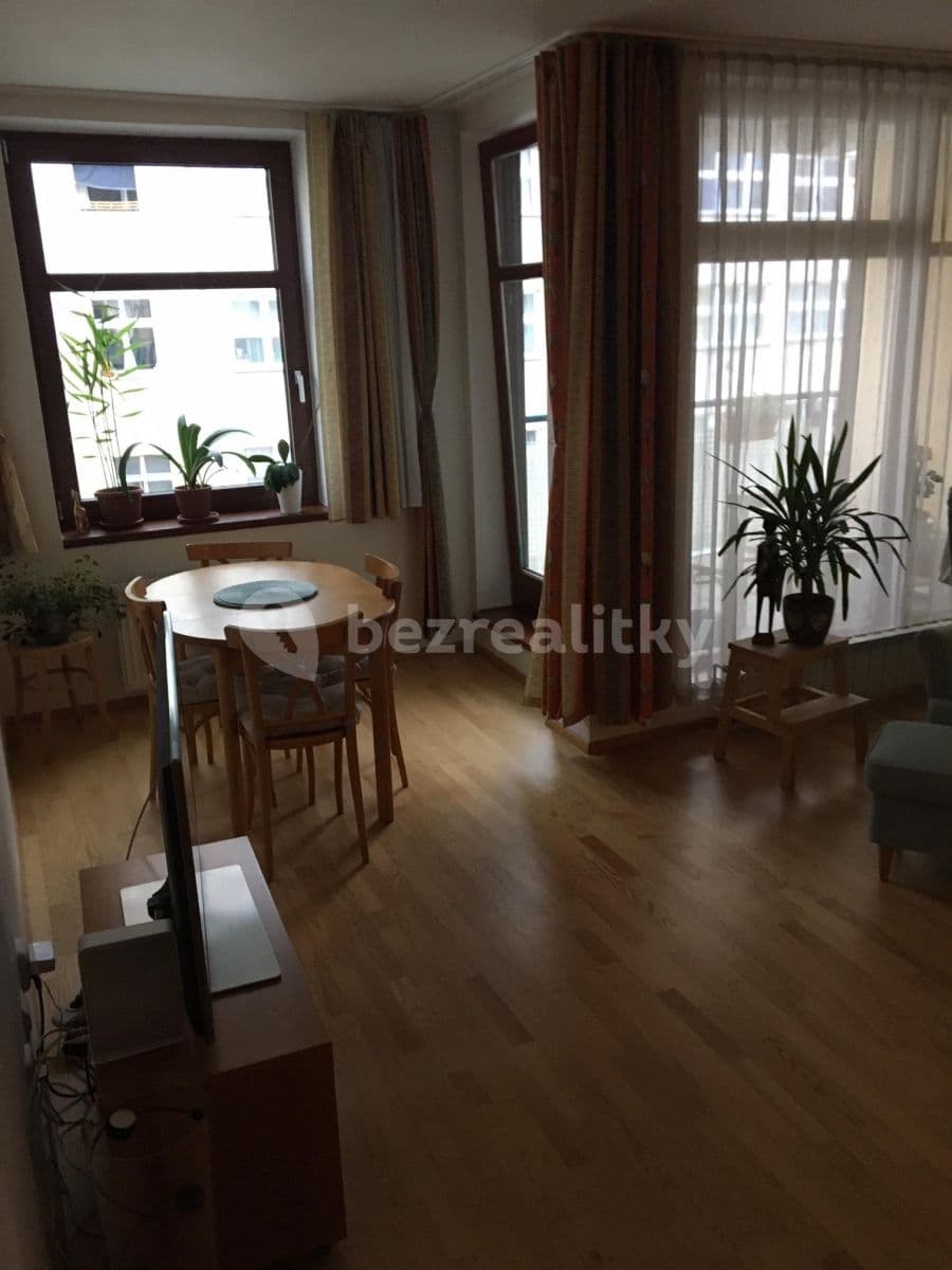 Pronájem bytu 2+kk 59 m², Chrudimská, Praha, Praha Pronájem bytu 2+kk 59 m², Chrudimská, Praha, Praha