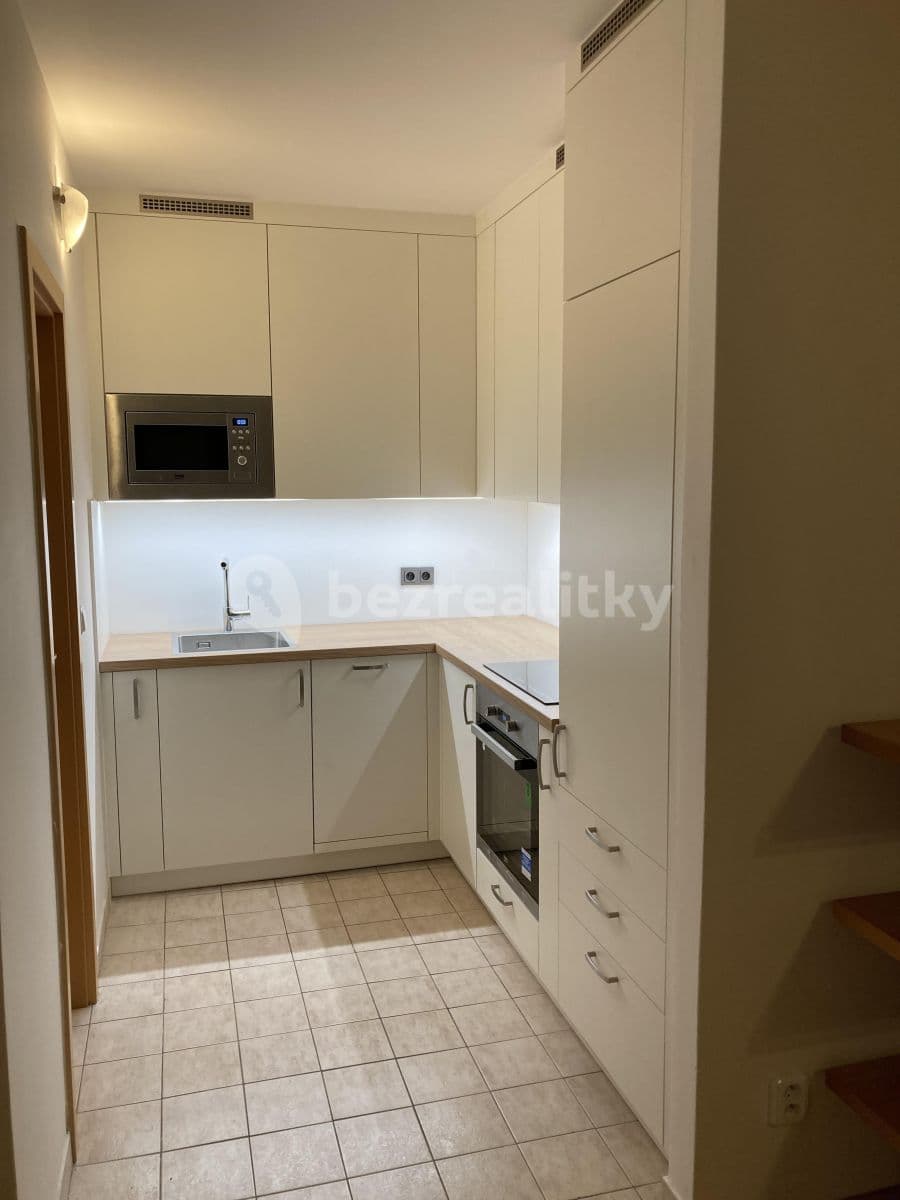 Pronájem bytu 2+kk 59 m², Chrudimská, Praha, Praha Pronájem bytu 2+kk 59 m², Chrudimská, Praha, Praha