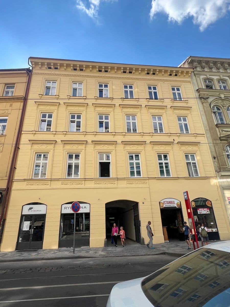 Pronájem nebytového prostoru 140 m², Štefánikova, Praha, Praha Pronájem nebytového prostoru 140 m², Štefánikova, Praha, Praha