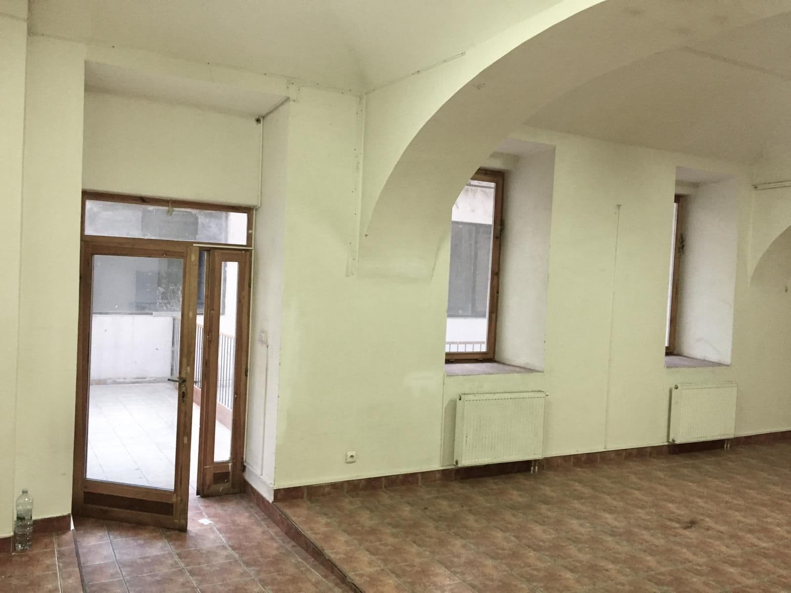 Pronájem nebytového prostoru 140 m², Štefánikova, Praha, Praha Pronájem nebytového prostoru 140 m², Štefánikova, Praha, Praha
