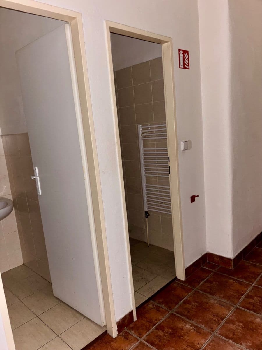 Pronájem nebytového prostoru 140 m², Štefánikova, Praha, Praha Pronájem nebytového prostoru 140 m², Štefánikova, Praha, Praha