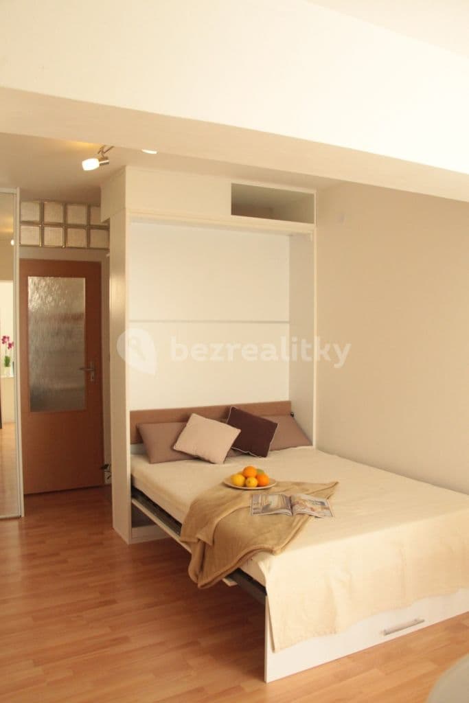 Pronájem bytu Garsoniéra 24 m², Viniční, Brno, Jihomoravský kraj Pronájem bytu Garsoniéra 24 m², Viniční, Brno, Jihomoravský kraj