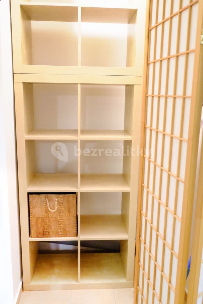 Pronájem bytu 2+1 60 m², U Okrouhlíku, Praha, Praha Pronájem bytu 2+1 60 m², U Okrouhlíku, Praha, Praha