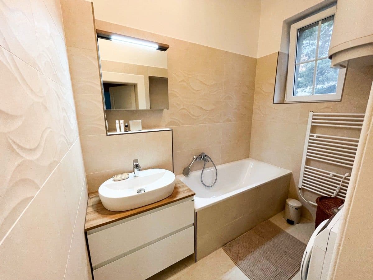 Pronájem bytu 2+1 60 m², U Okrouhlíku, Praha, Praha Pronájem bytu 2+1 60 m², U Okrouhlíku, Praha, Praha