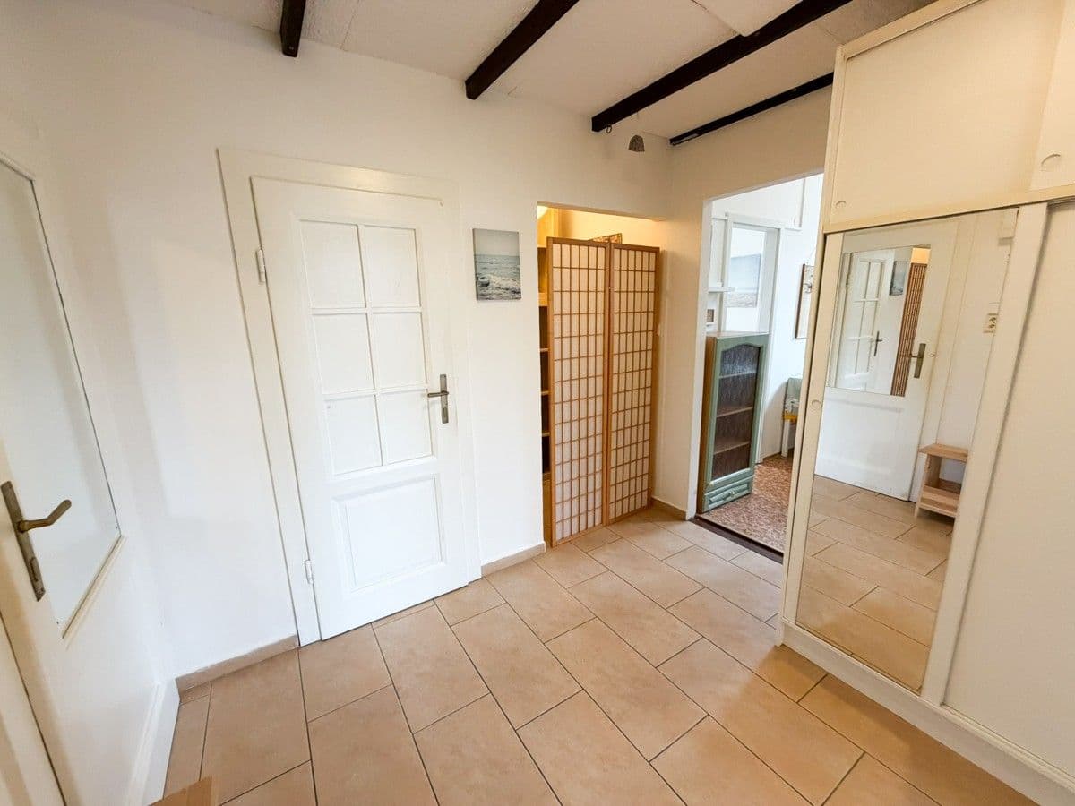 Pronájem bytu 2+1 60 m², U Okrouhlíku, Praha, Praha Pronájem bytu 2+1 60 m², U Okrouhlíku, Praha, Praha
