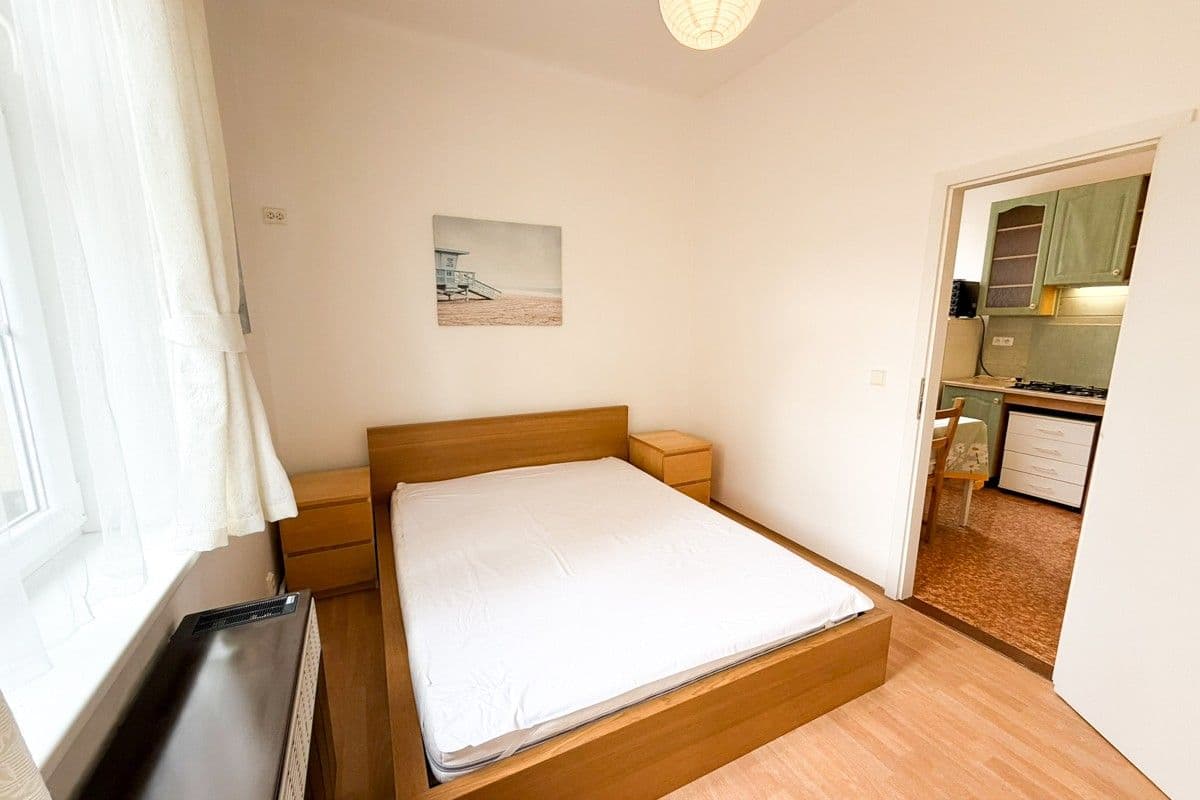 Pronájem bytu 2+1 60 m², U Okrouhlíku, Praha, Praha Pronájem bytu 2+1 60 m², U Okrouhlíku, Praha, Praha