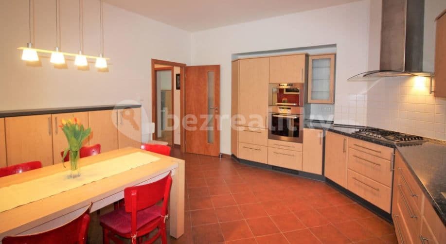 Pronájem bytu 2+1 68 m², U Okrouhlíku, Praha, Praha Pronájem bytu 2+1 68 m², U Okrouhlíku, Praha, Praha