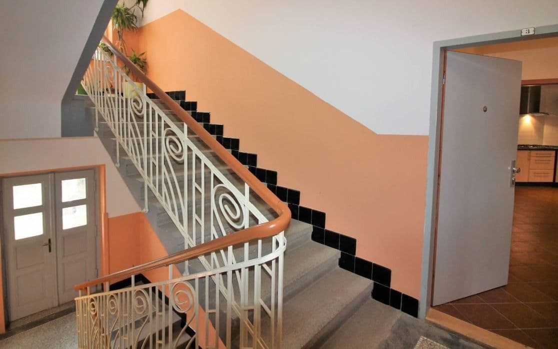 Pronájem bytu 2+1 68 m², U Okrouhlíku, Praha, Praha Pronájem bytu 2+1 68 m², U Okrouhlíku, Praha, Praha