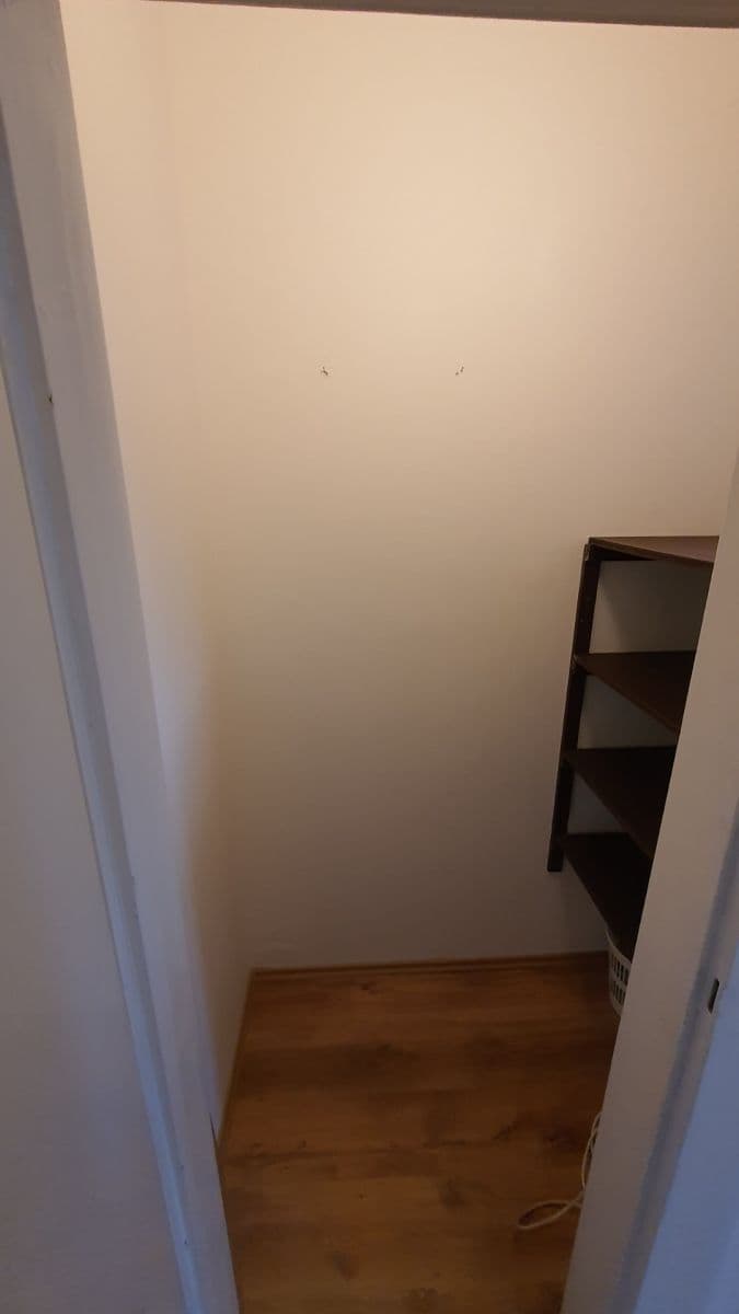 Pronájem bytu 2+kk 44 m², Michaila Jurjeviče Lermontova, Praha, Praha Pronájem bytu 2+kk 44 m², Michaila Jurjeviče Lermontova, Praha, Praha
