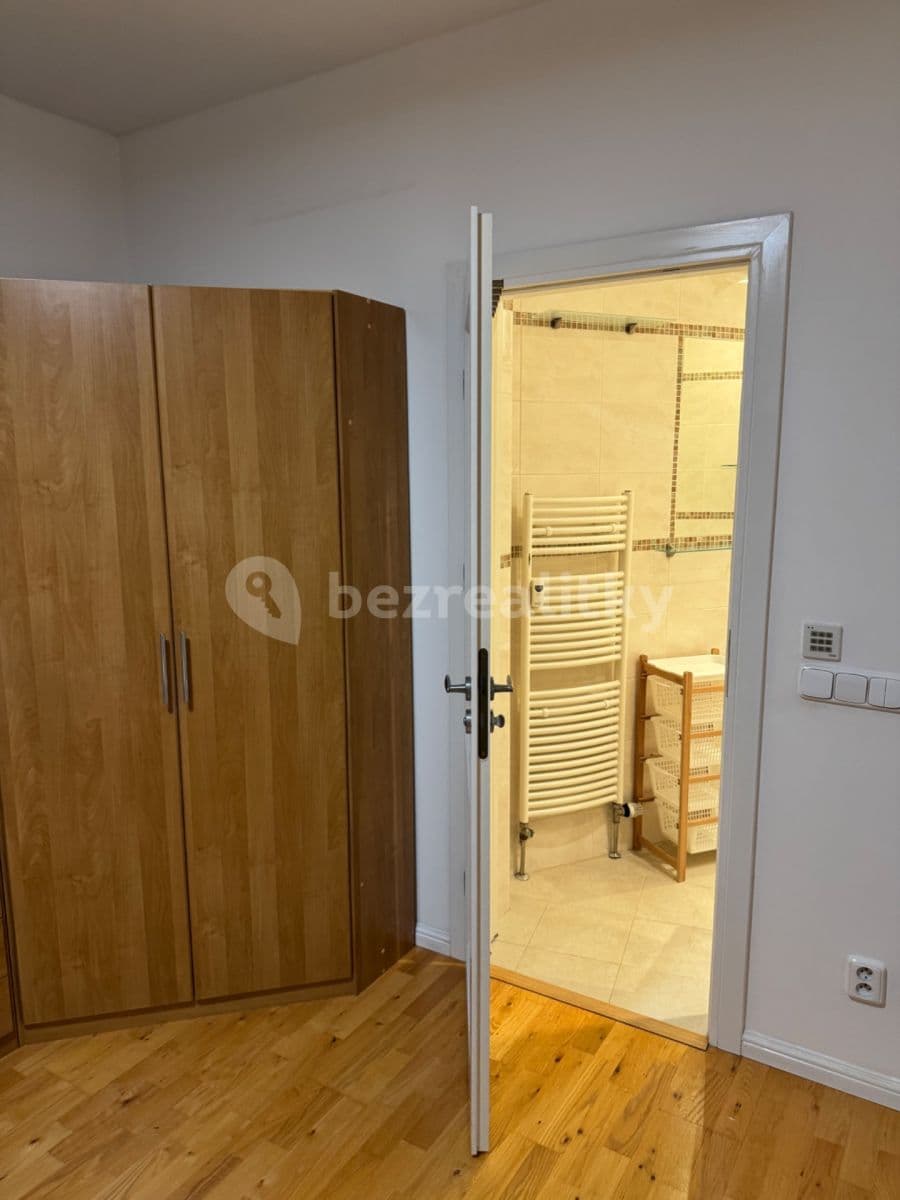 Pronájem bytu 2+kk 50 m², Rybalkova, Praha, Praha Pronájem bytu 2+kk 50 m², Rybalkova, Praha, Praha