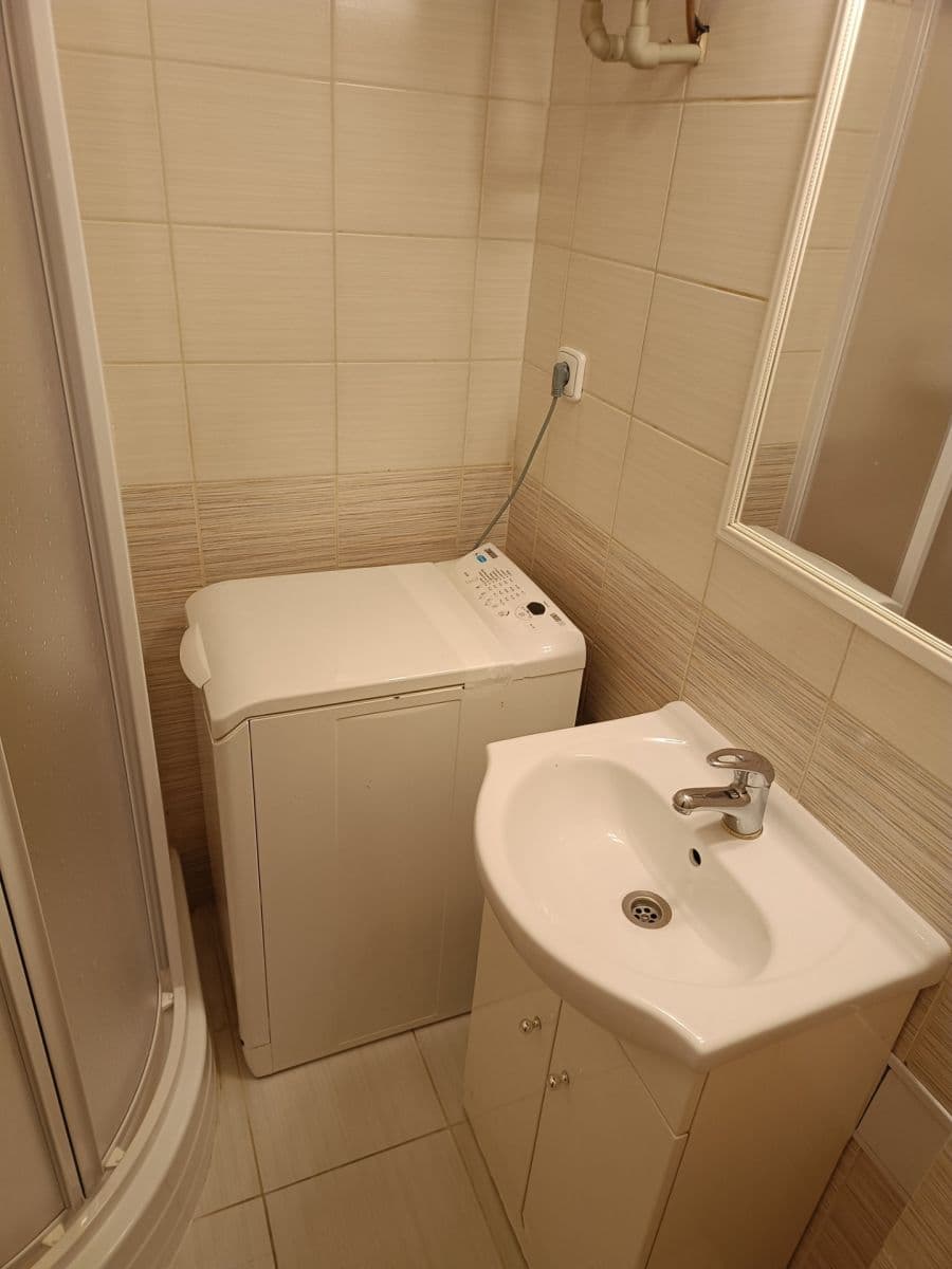 Pronájem bytu 2+kk 50 m², Biskupcova, Praha, Praha Pronájem bytu 2+kk 50 m², Biskupcova, Praha, Praha