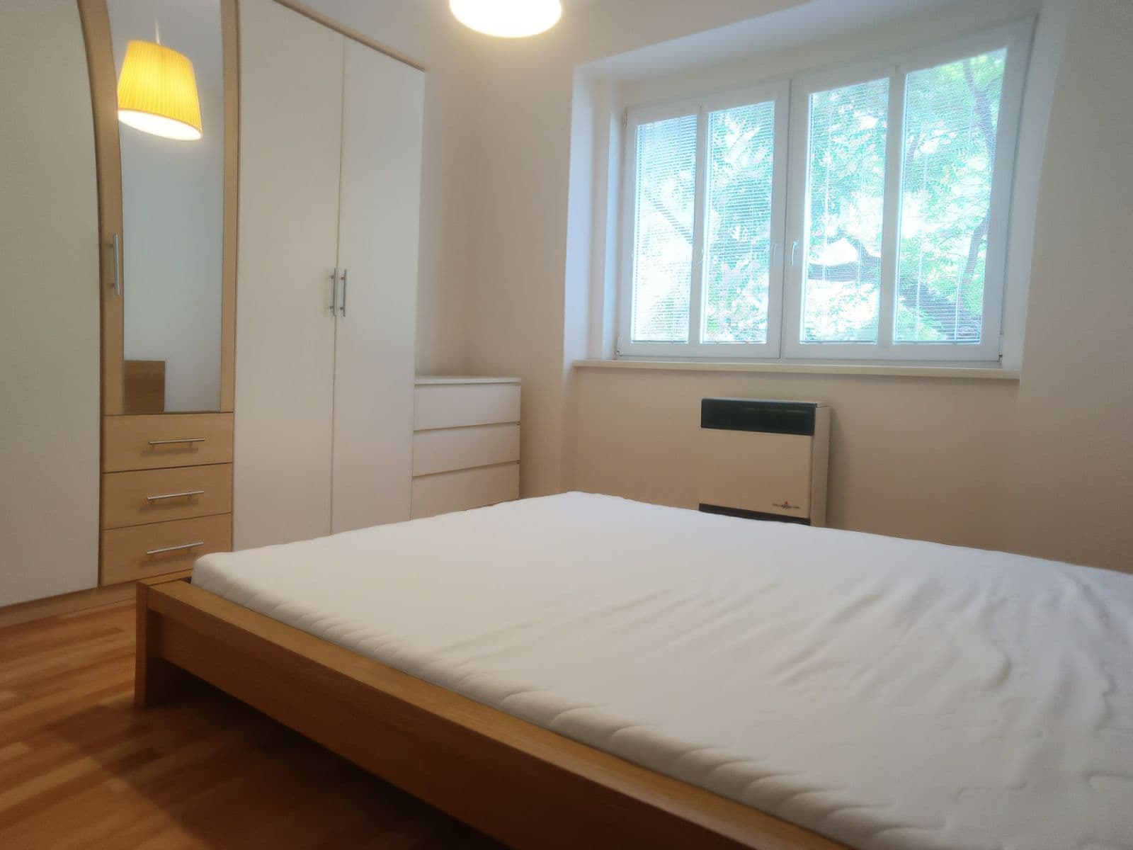 Pronájem bytu 2+kk 50 m², Biskupcova, Praha, Praha Pronájem bytu 2+kk 50 m², Biskupcova, Praha, Praha