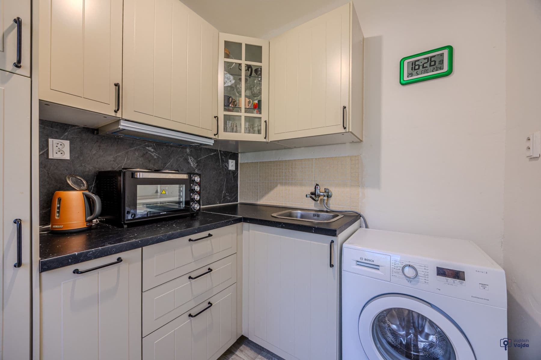 Pronájem bytu 1+1 27 m², Slavíkova, Ostrava, Moravskoslezský kraj Pronájem bytu 1+1 27 m², Slavíkova, Ostrava, Moravskoslezský kraj