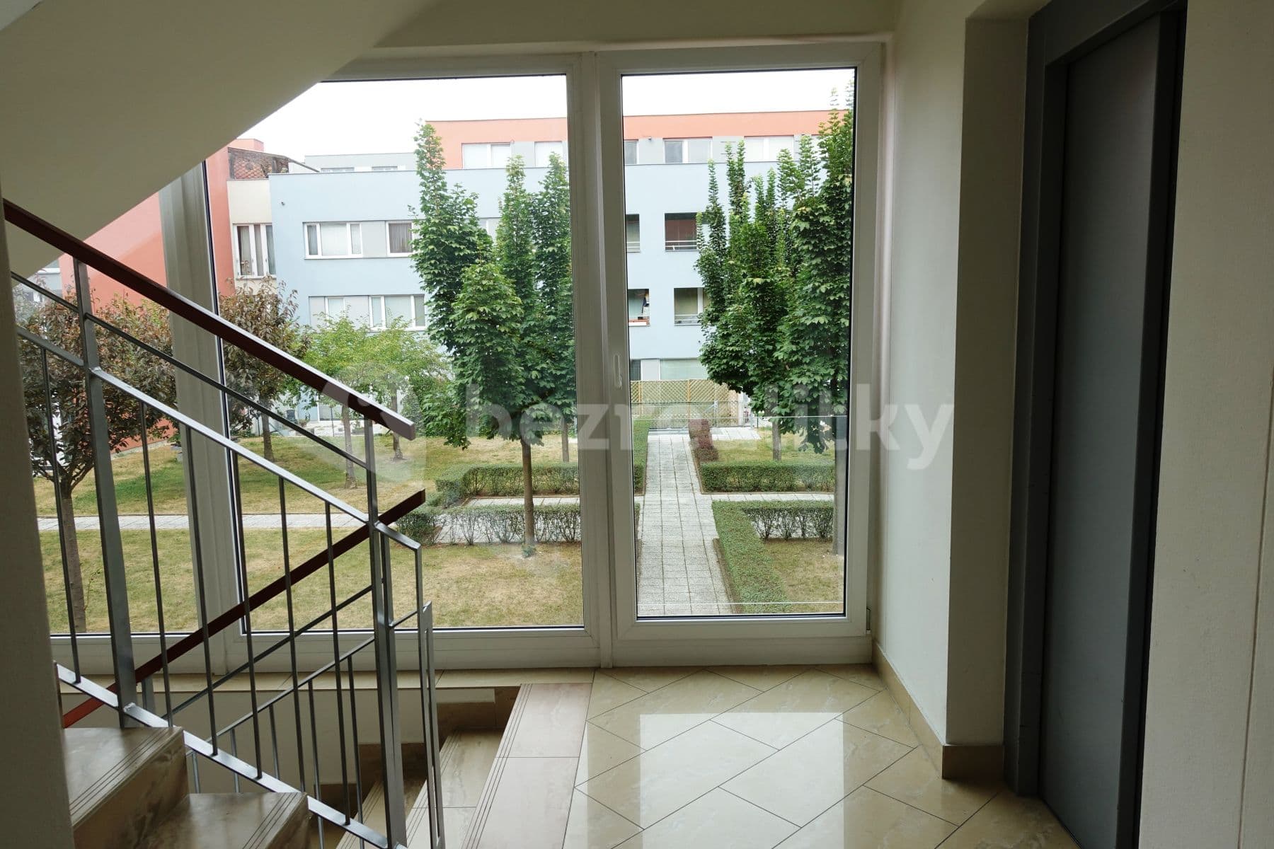 Pronájem bytu 2+kk 74 m², Nad Šestikopy, Praha, Praha Pronájem bytu 2+kk 74 m², Nad Šestikopy, Praha, Praha