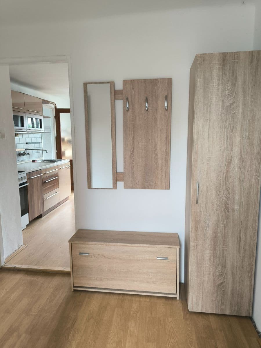 Pronájem bytu 3+1 80 m², Pod sady, Praha, Praha Pronájem bytu 3+1 80 m², Pod sady, Praha, Praha