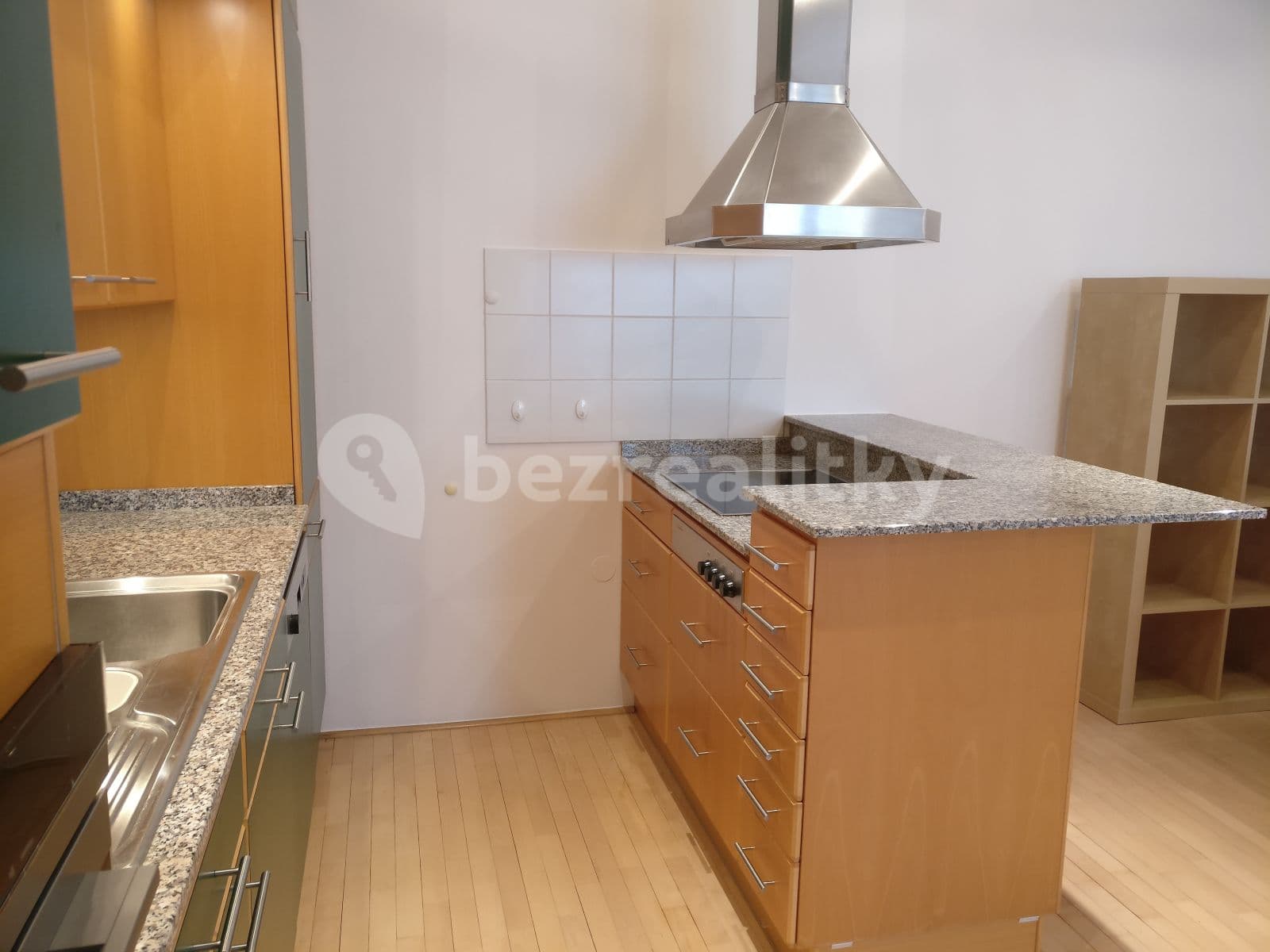 Pronájem bytu 2+kk 65 m², Letenské náměstí, Praha, Praha Pronájem bytu 2+kk 65 m², Letenské náměstí, Praha, Praha