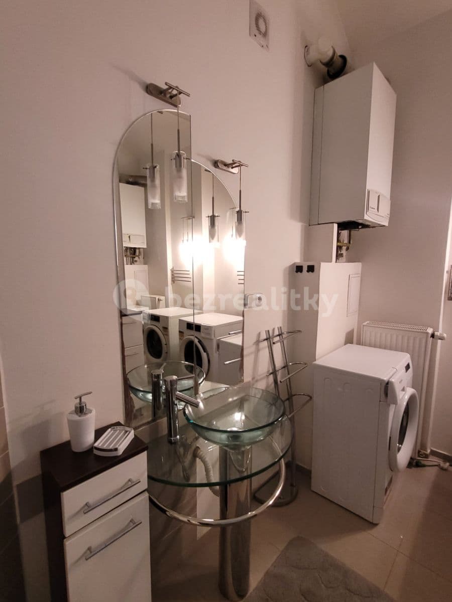 Pronájem bytu 2+1 60 m², Lublaňská, Praha, Praha Pronájem bytu 2+1 60 m², Lublaňská, Praha, Praha