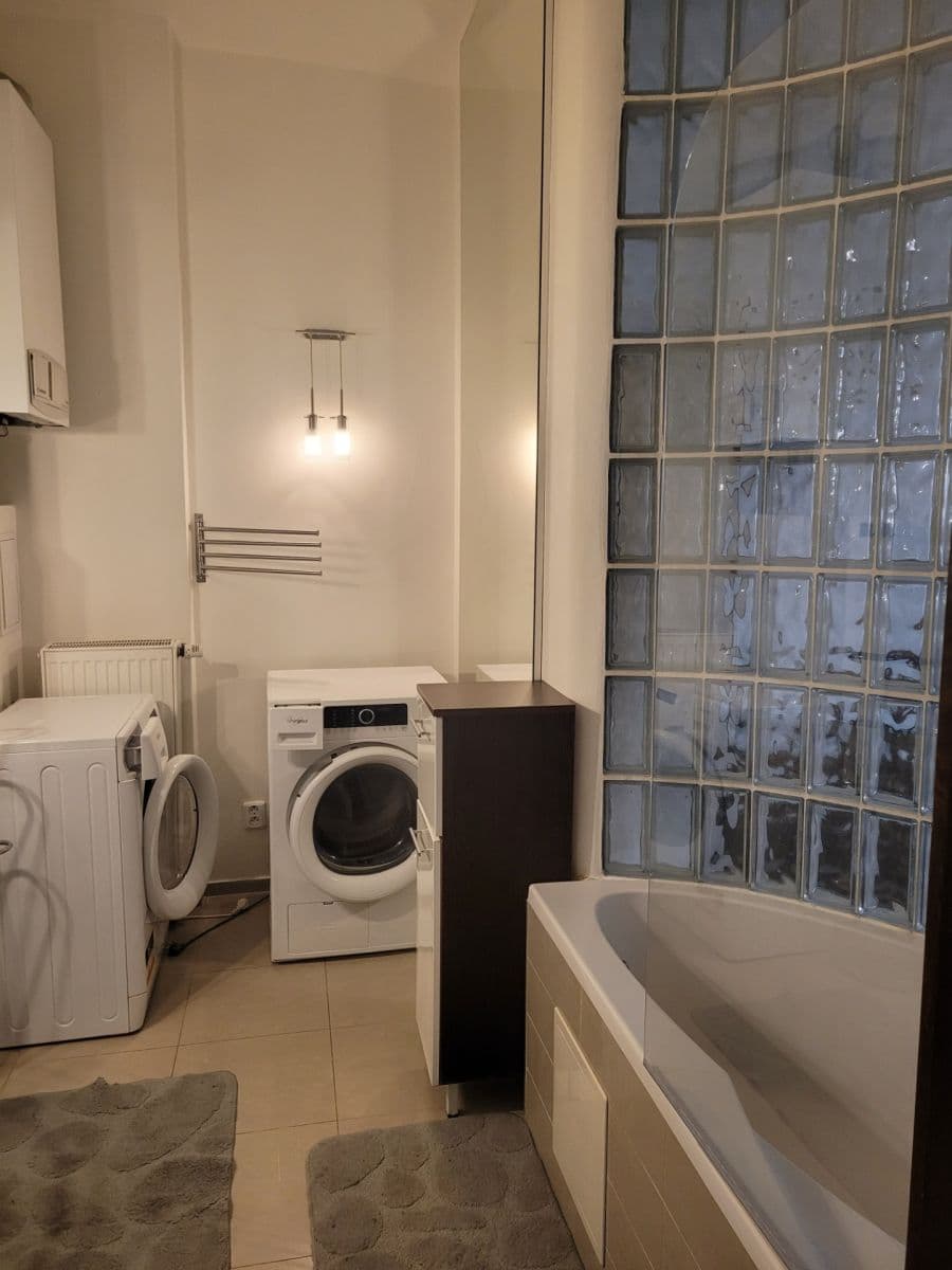 Pronájem bytu 2+1 60 m², Lublaňská, Praha, Praha Pronájem bytu 2+1 60 m², Lublaňská, Praha, Praha