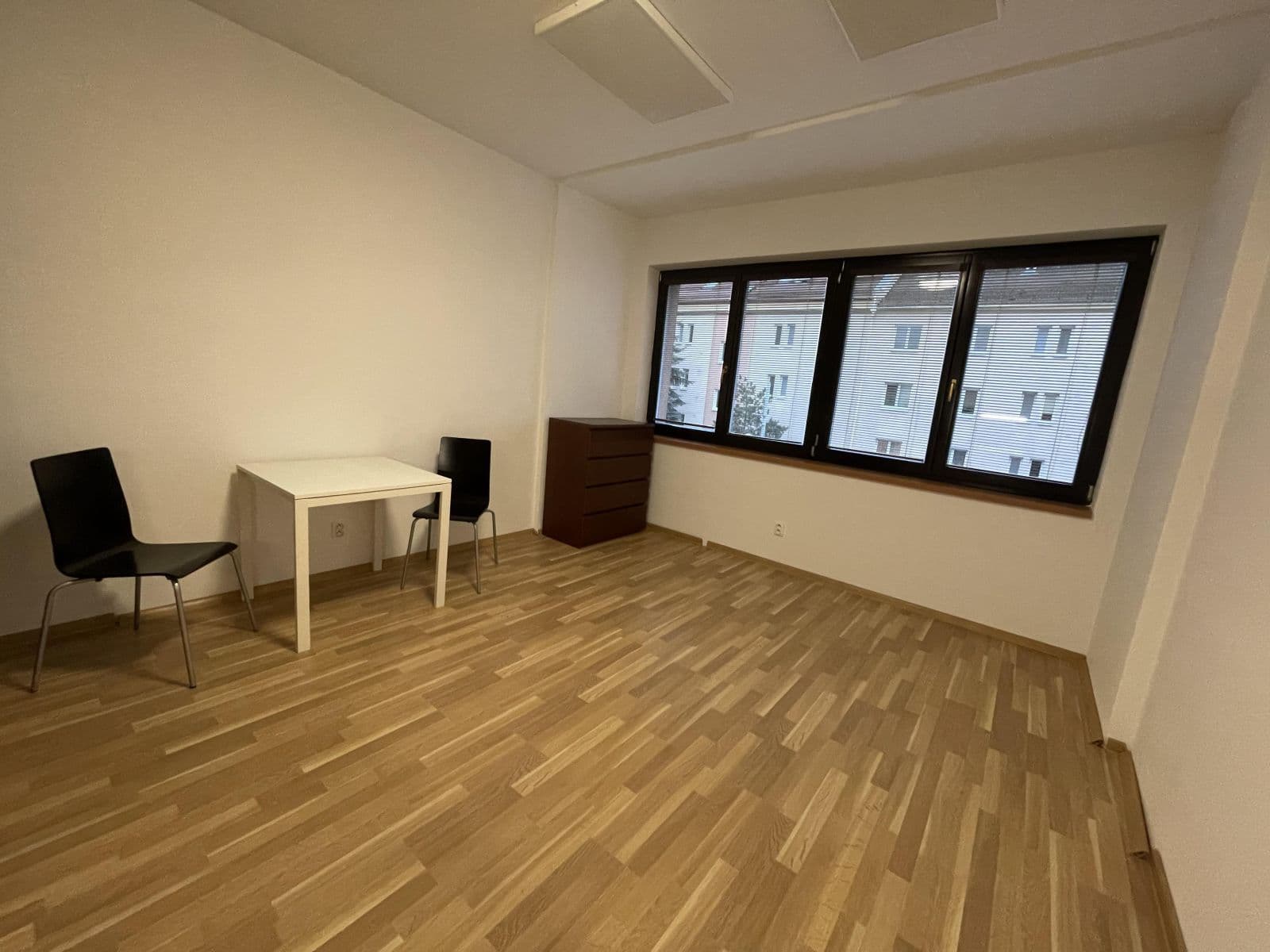 Pronájem bytu 1+kk 25 m², Provazníkova, Brno, Jihomoravský kraj Pronájem bytu 1+kk 25 m², Provazníkova, Brno, Jihomoravský kraj