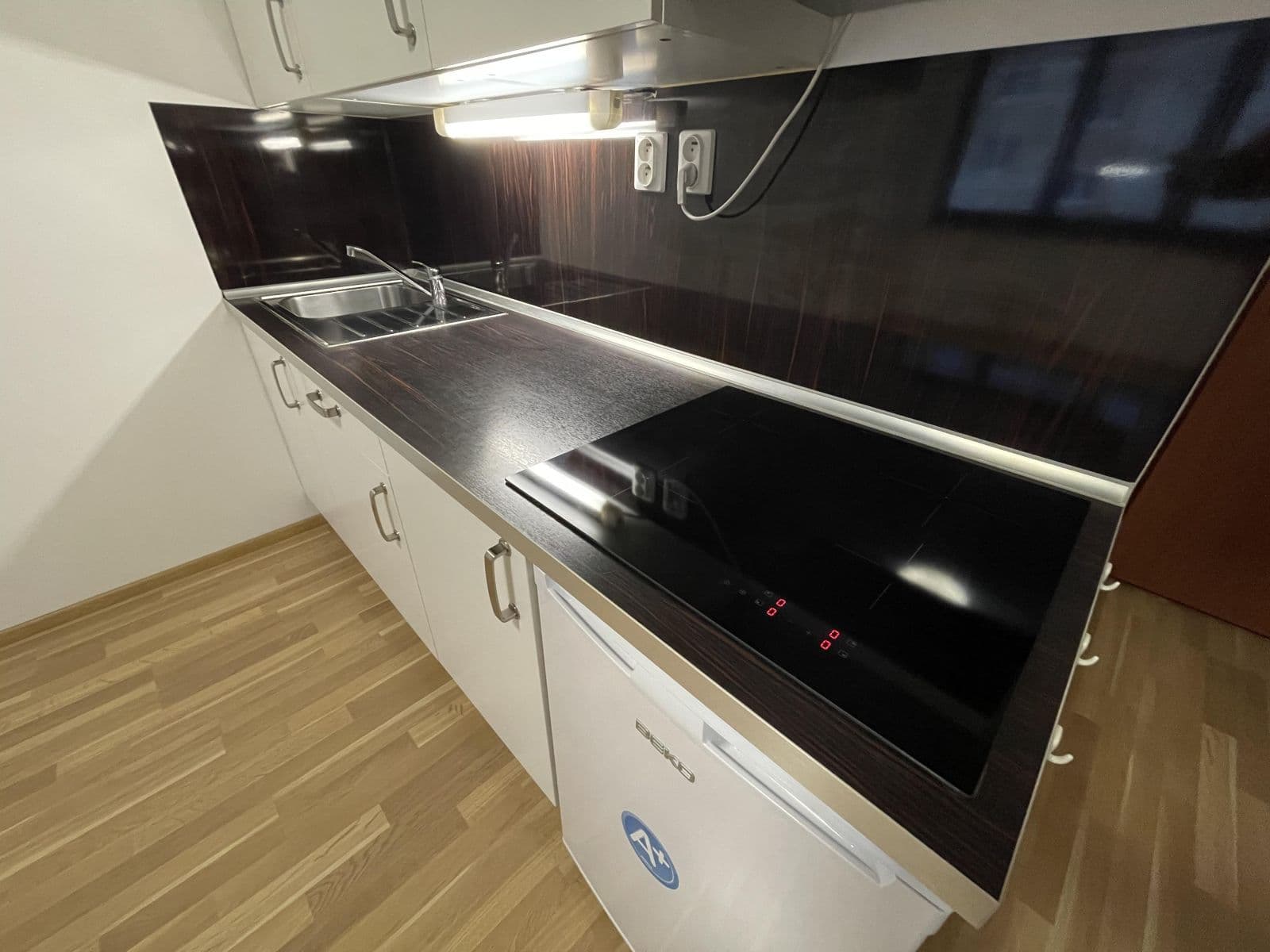 Pronájem bytu 1+kk 25 m², Provazníkova, Brno, Jihomoravský kraj Pronájem bytu 1+kk 25 m², Provazníkova, Brno, Jihomoravský kraj