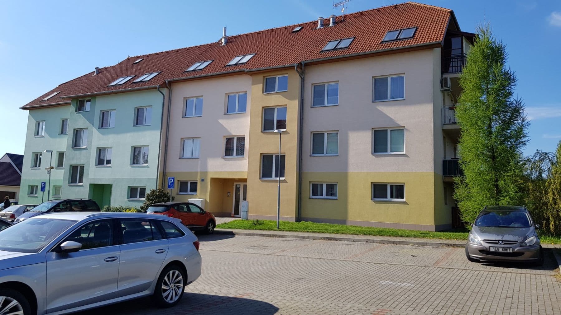 Pronájem bytu 2+1 60 m², Pionýrská, Hustopeče, Jihomoravský kraj Pronájem bytu 2+1 60 m², Pionýrská, Hustopeče, Jihomoravský kraj
